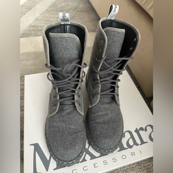 MaxMara cashmere boots - Picture 5 of 11